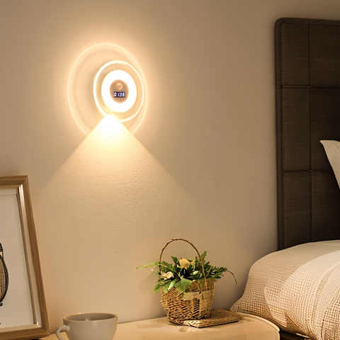 🕒💡 Luz Nocturna LED Inteligente – Reloj, Sensor de Movimiento y Brillo Ajustable 3 en 1 🌙✨